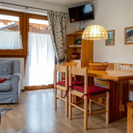 Cesa Leo Holiday home Canazei