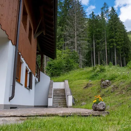 Cesa Leo Holiday home *